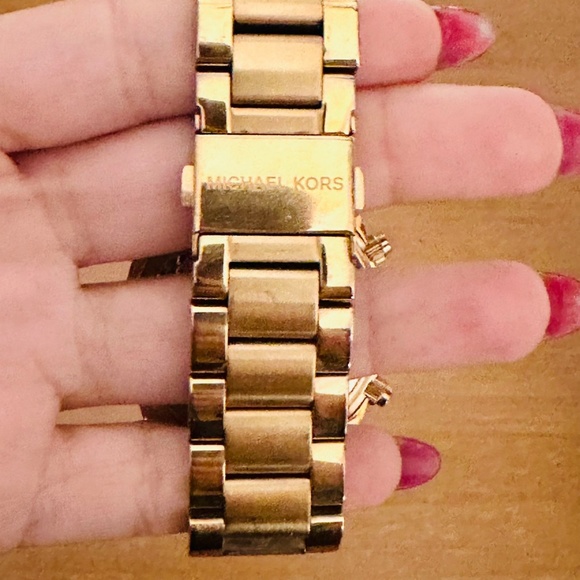 Michael Kors Gold Rose WATCH main image 4